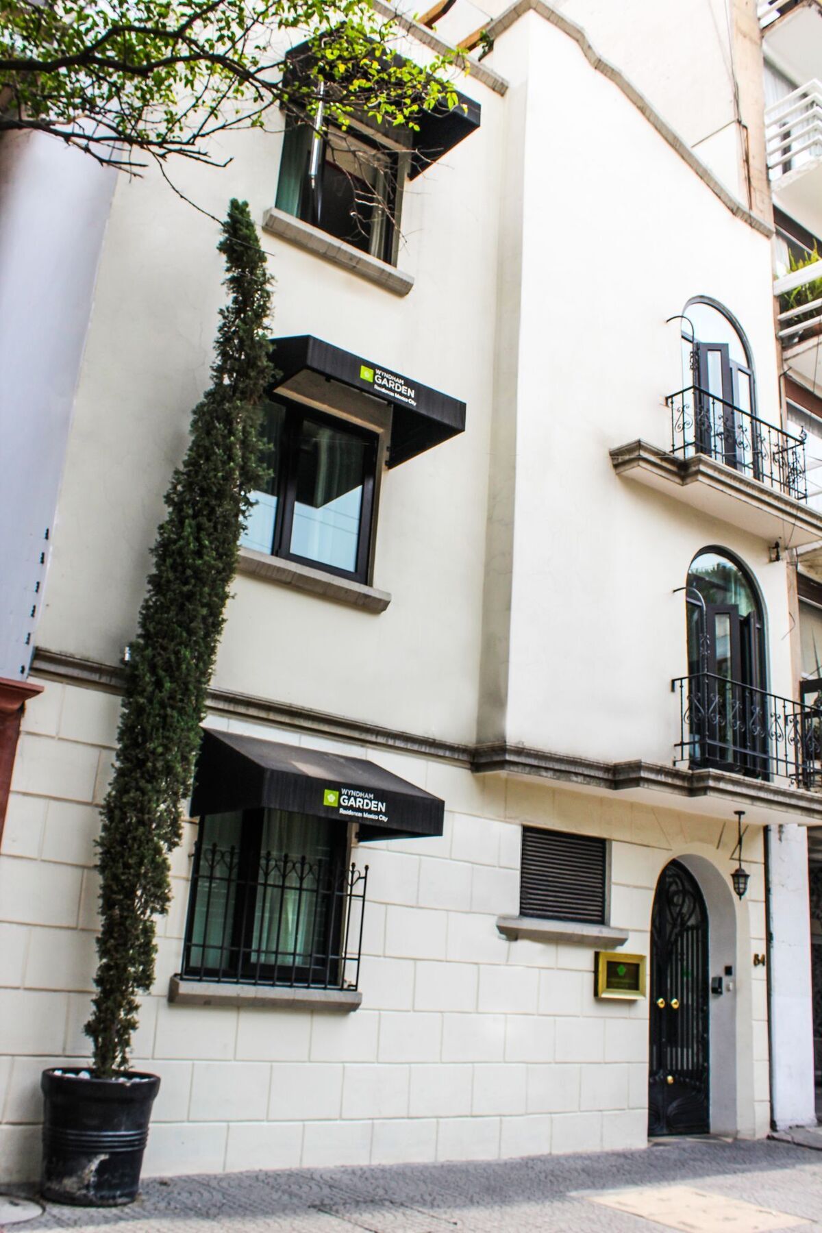 Отель Wyndham Garden Mexico Reforma Экстерьер фото